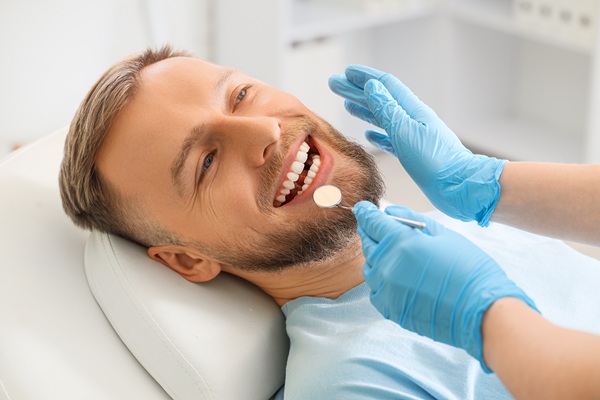 How To Care For Your Teeth Between Dental Cleanings