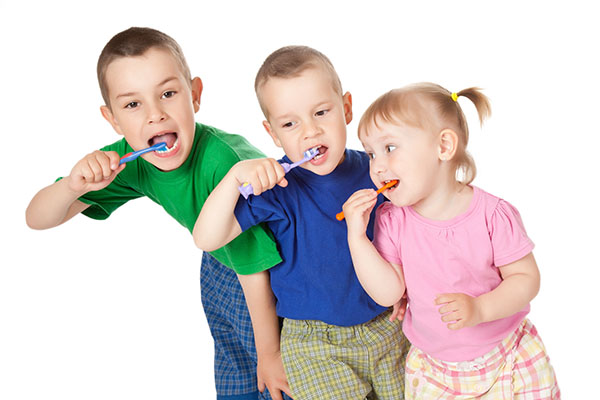 Tips To Help Your Kids Have Healthy Teeth
