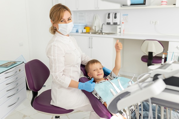 Ways A Kids Dentist Recommends Parents Help Their Children With Oral Hygiene At Home