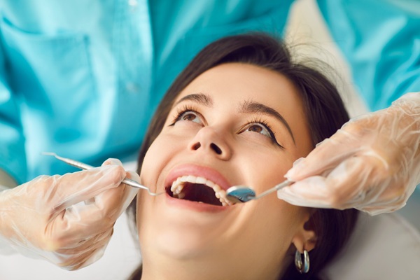 How Teeth Whitening Targets Discoloration And Stain